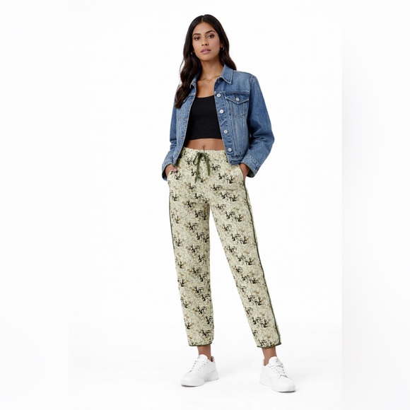 Disney Pants - NEW DISNEY PARKS‎ Bambi Quilted Pants Size L Thumper Flower Allover Print Green